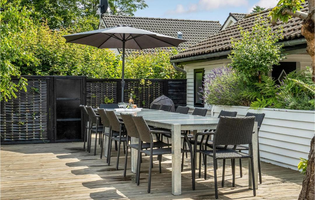 Photo of Others in Lyngsbæk Strand