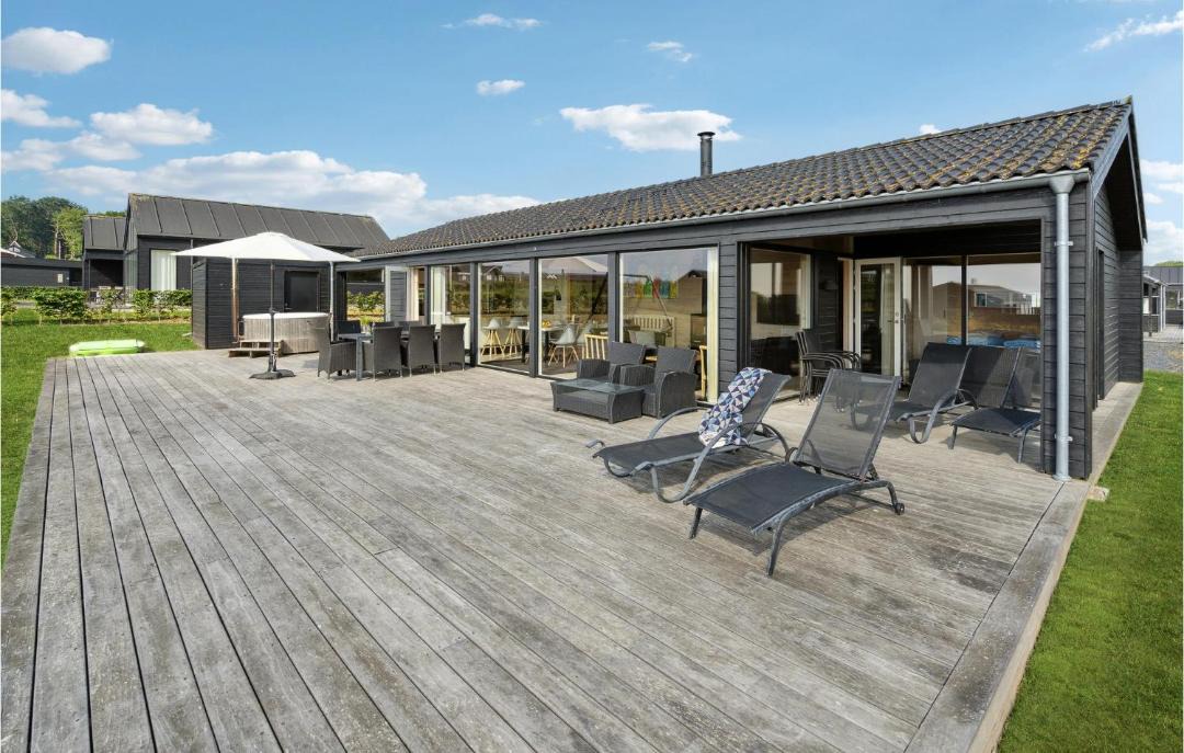 Photo of Others in Kelstrup