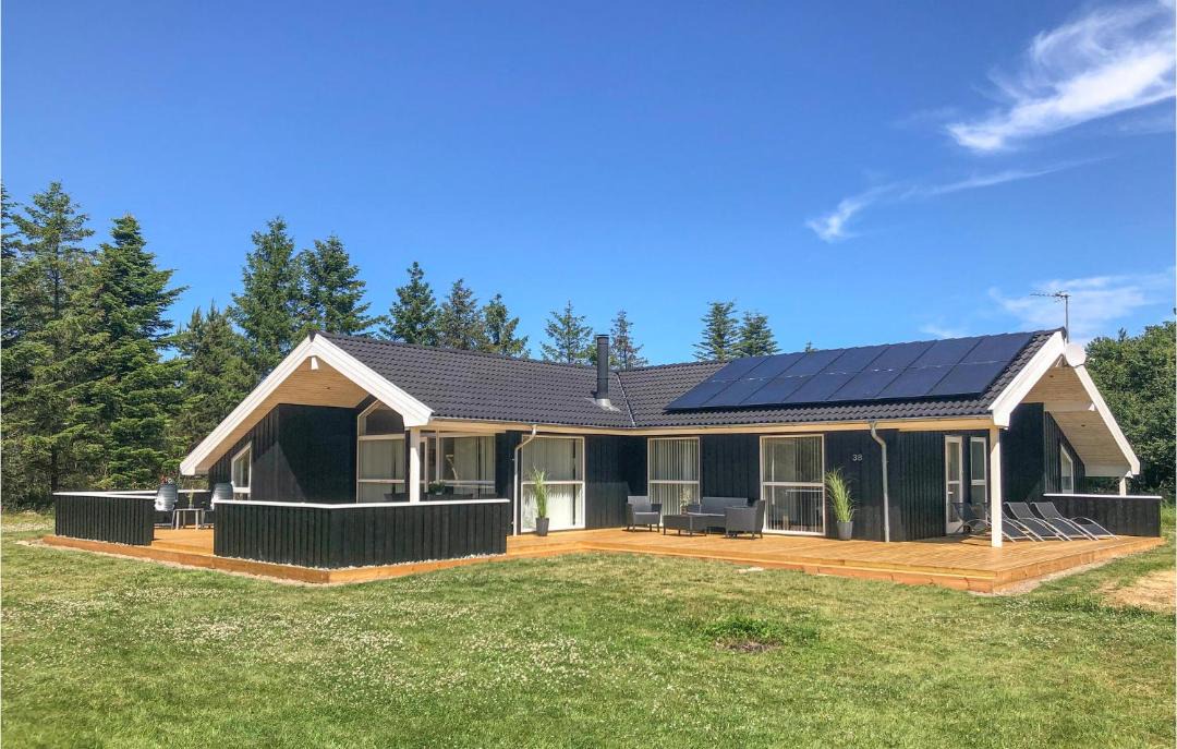 Photo of Others in Bratten Strand