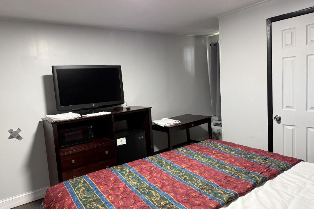 Photo of Bedroom in Mays Landing