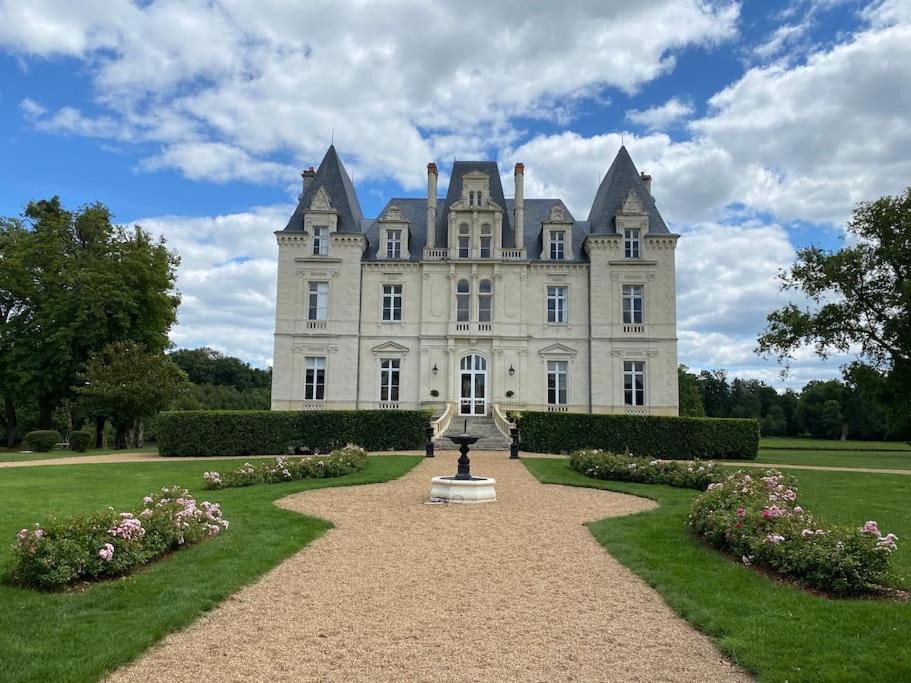 Photo of Others in La Fontaine-Saint-Martin