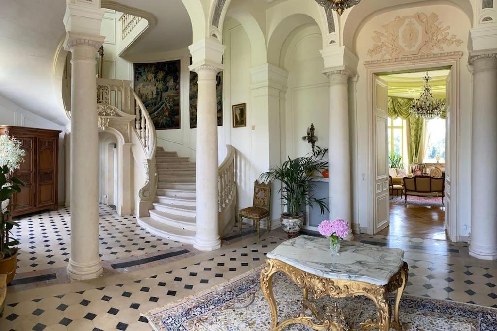 Photo of Others in La Fontaine-Saint-Martin