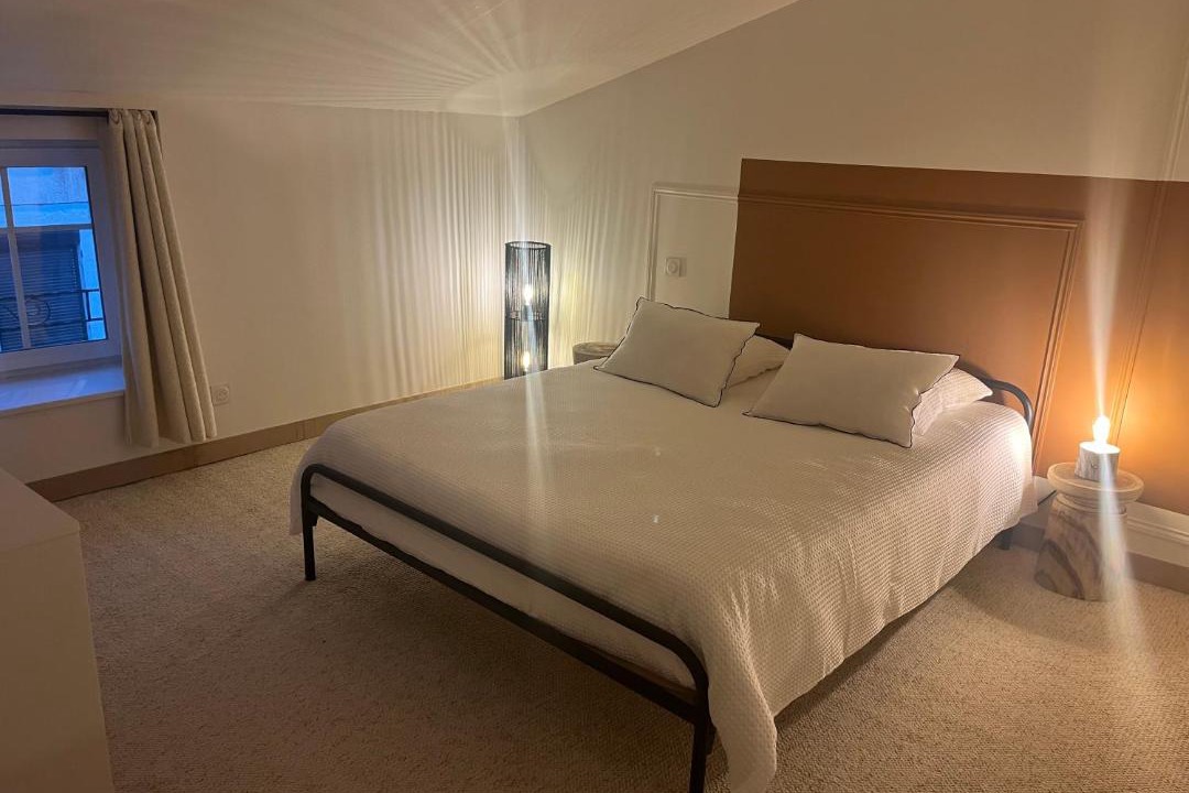 Photo of Bedroom in Caurel