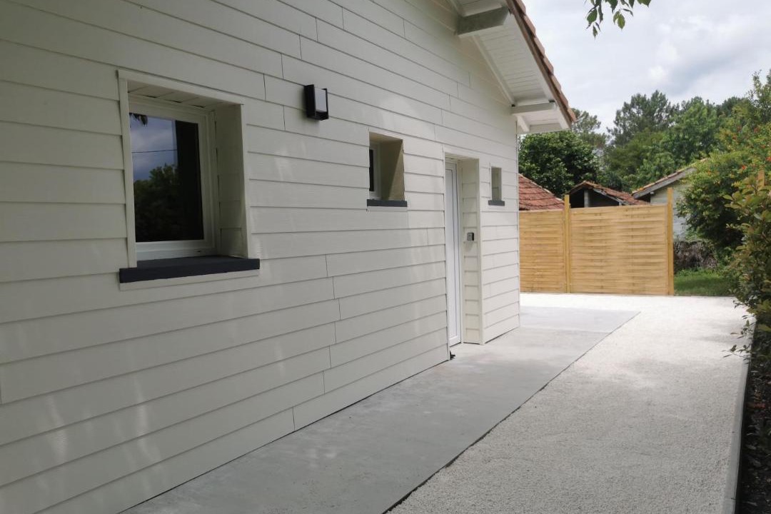 Photo of Others in Lesperon