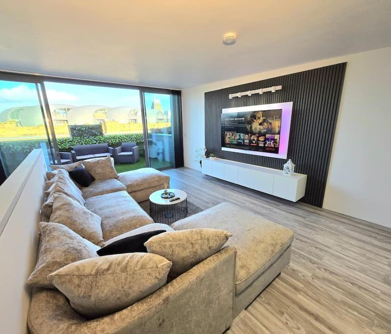 Photo of Livingroom in Bradford