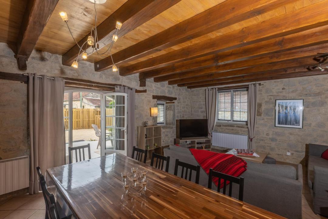 Photo of Others in Thegra