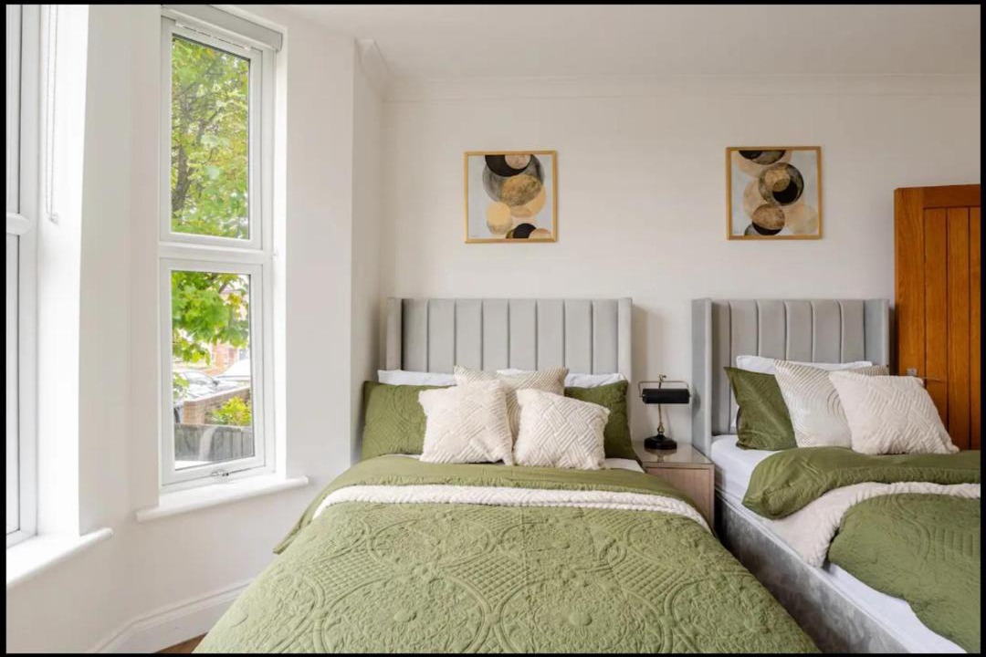 Photo of Bedroom in High Wycombe