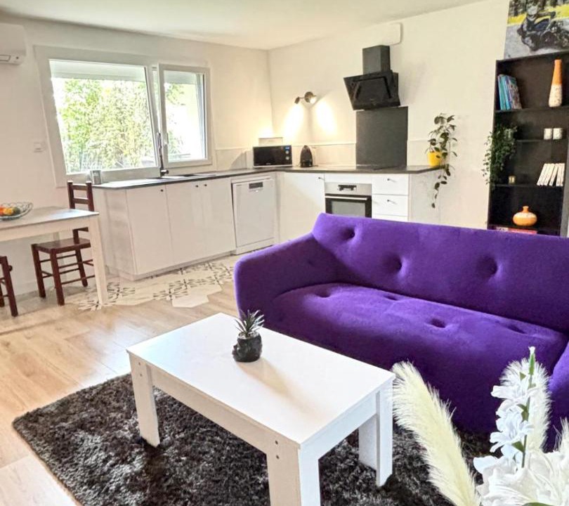 Photo of Livingroom in Flourens