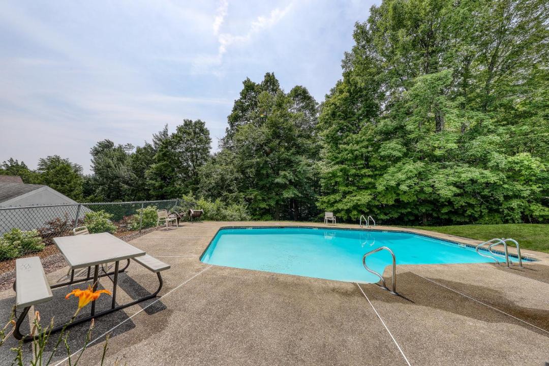 Photo of Others in Warren