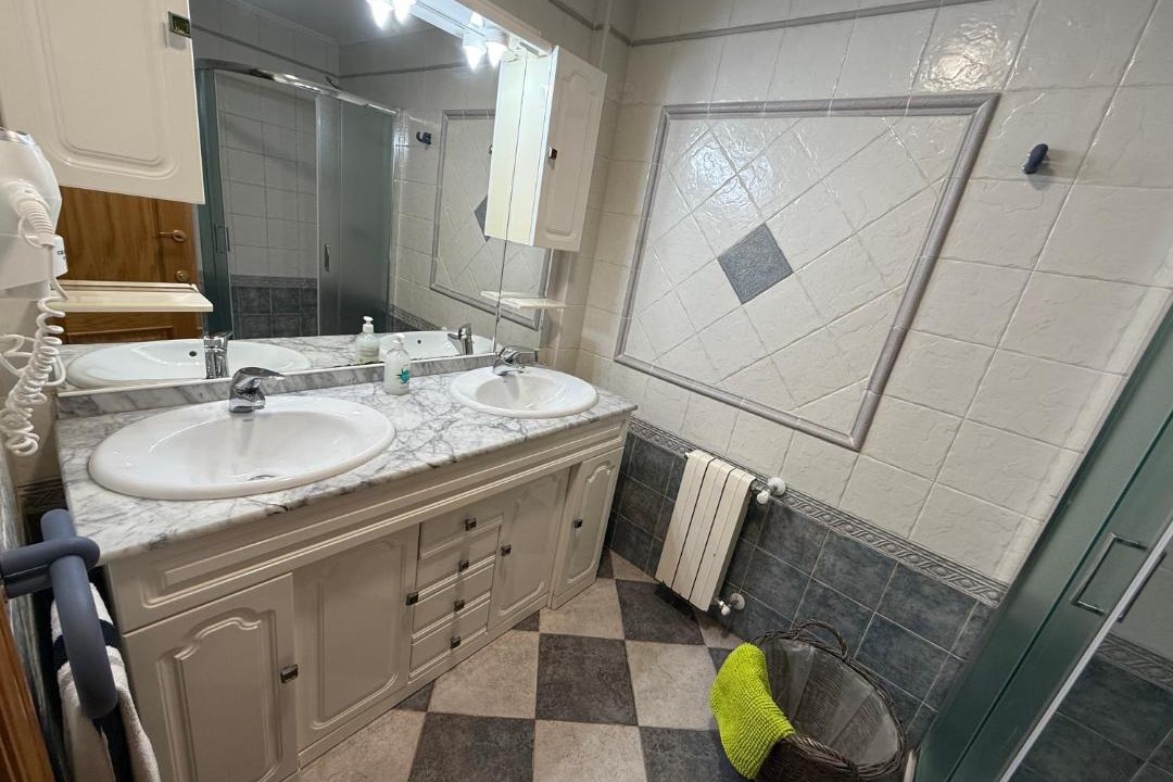 Photo of Bathroom in Tavernes de la Valldigna