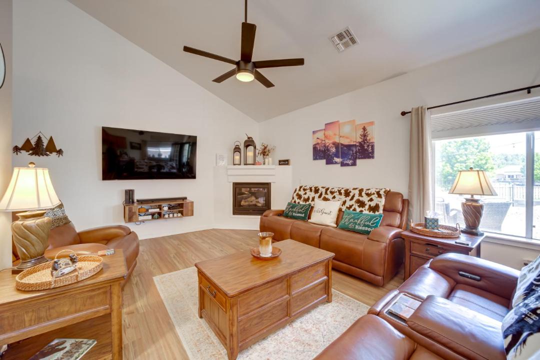Photo of Livingroom in Flagstaff