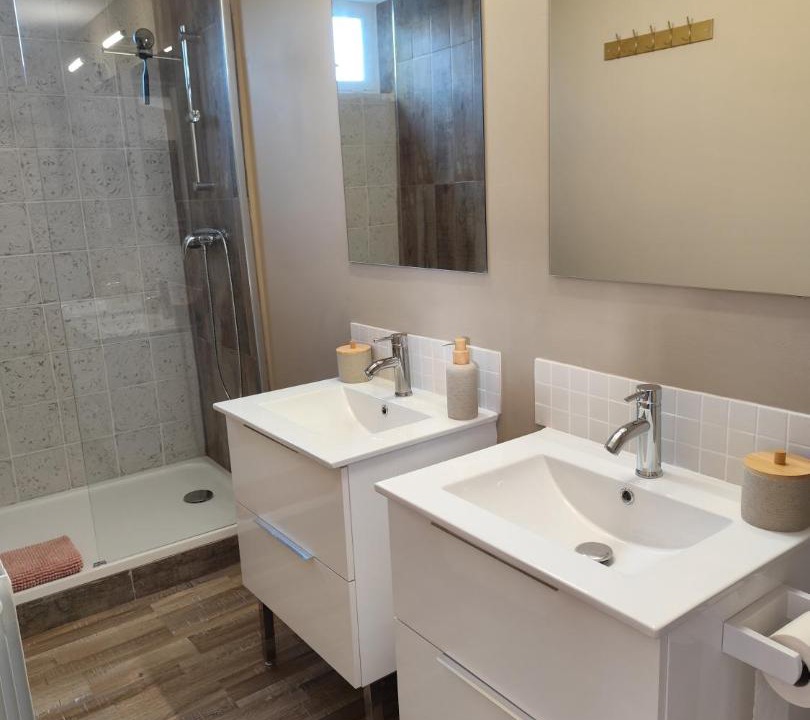 Photo of Bathroom in Ifs