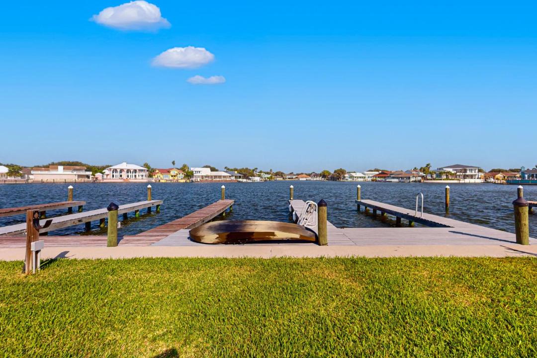 Photo of Others in Harbor Oaks