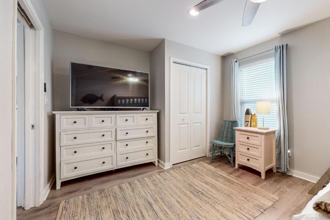Photo of Bedroom in Harbor Oaks