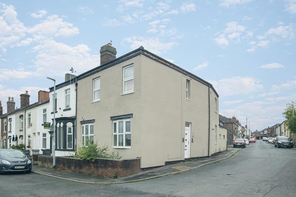 Photo of Others in Stoke-on-Trent