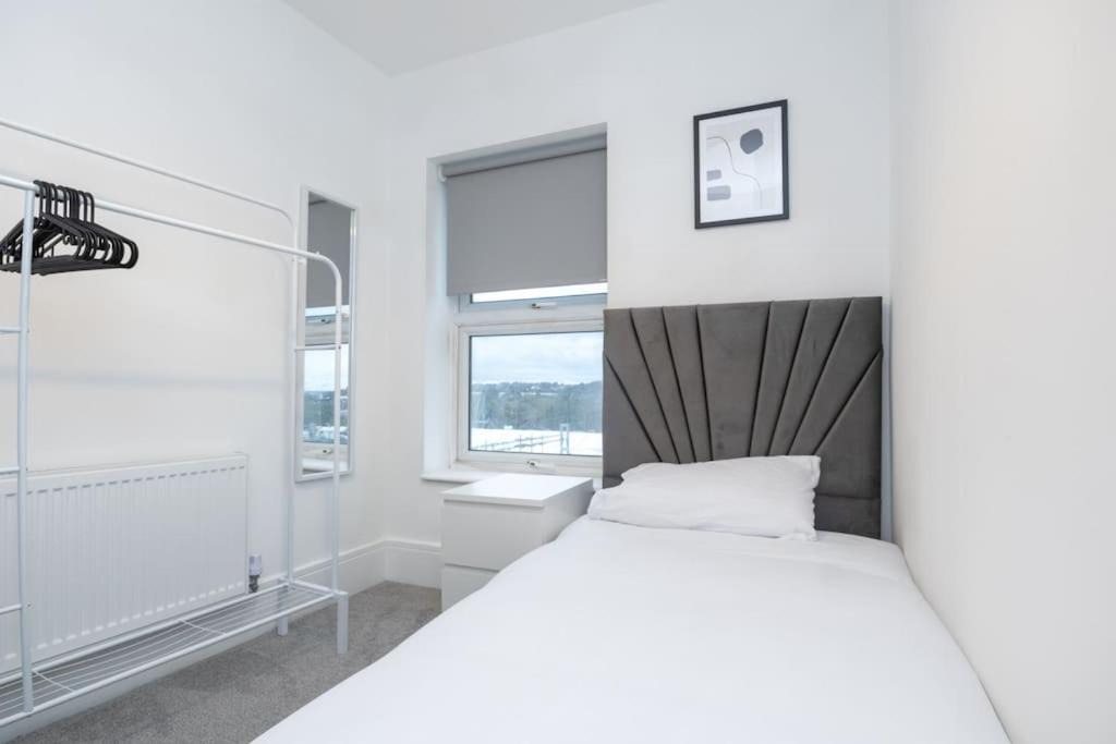 Photo of Bedroom in Stoke-on-Trent