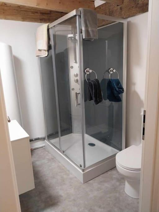 Photo of Bathroom in Burthecourt-aux-Chenes