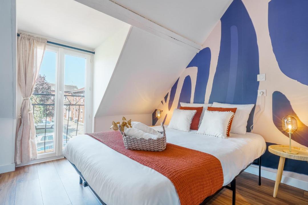 Photo of Bedroom in Saint-Just-en-Chaussee