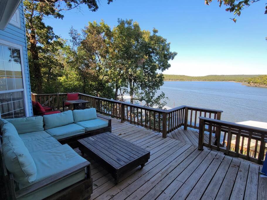 Photo of Patio Balcony in Canadian
