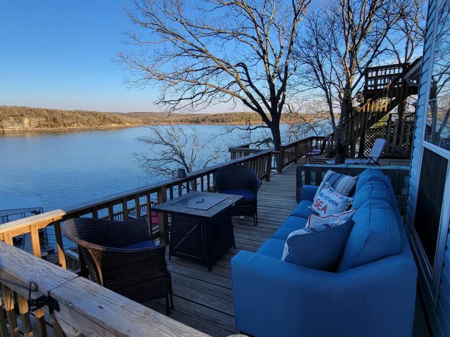 Photo of Patio Balcony in Canadian