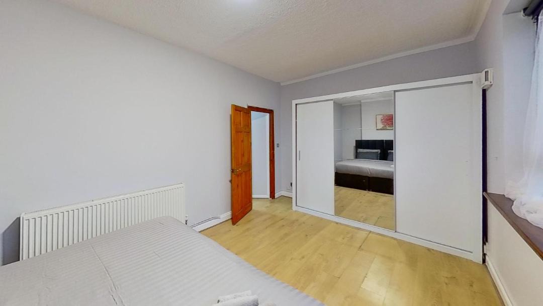 Photo of Bedroom in Belvedere