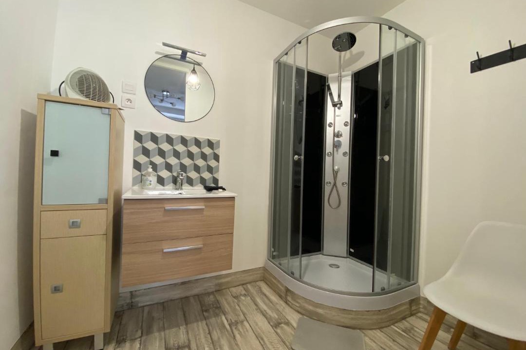 Photo of Bathroom in Bompas