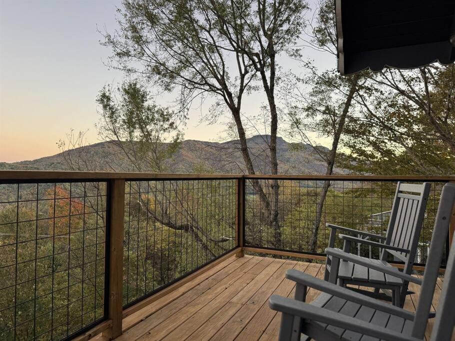 Photo of Patio Balcony in Seven Devils