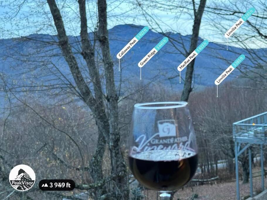 Photo of Others in Seven Devils