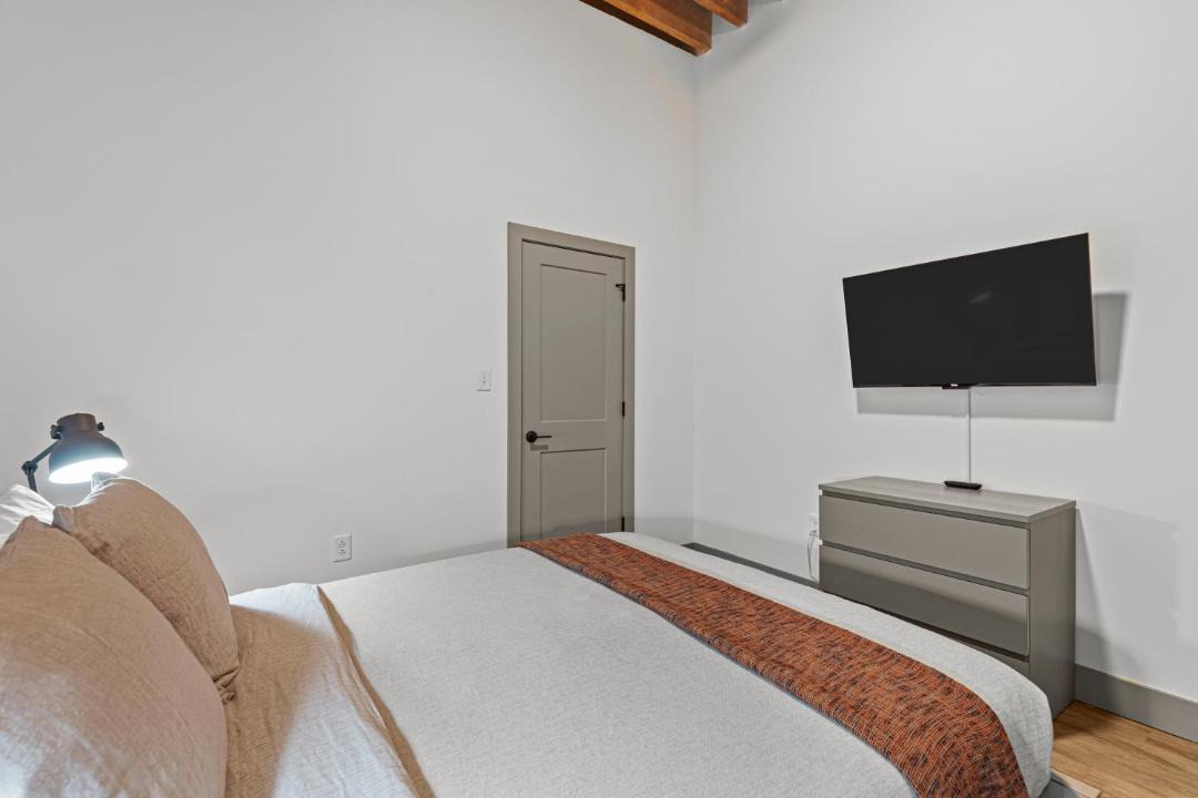 Photo of Bedroom in Downtown St. Louis