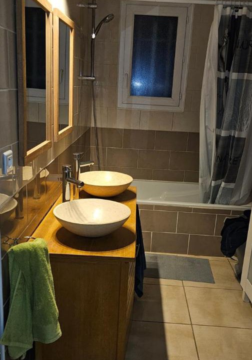 Photo of Bathroom in Peret