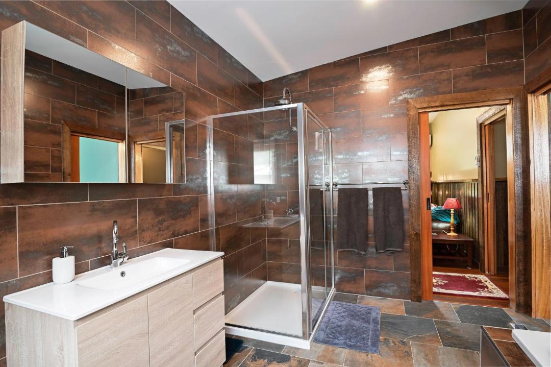 Photo of Bathroom in Powelltown