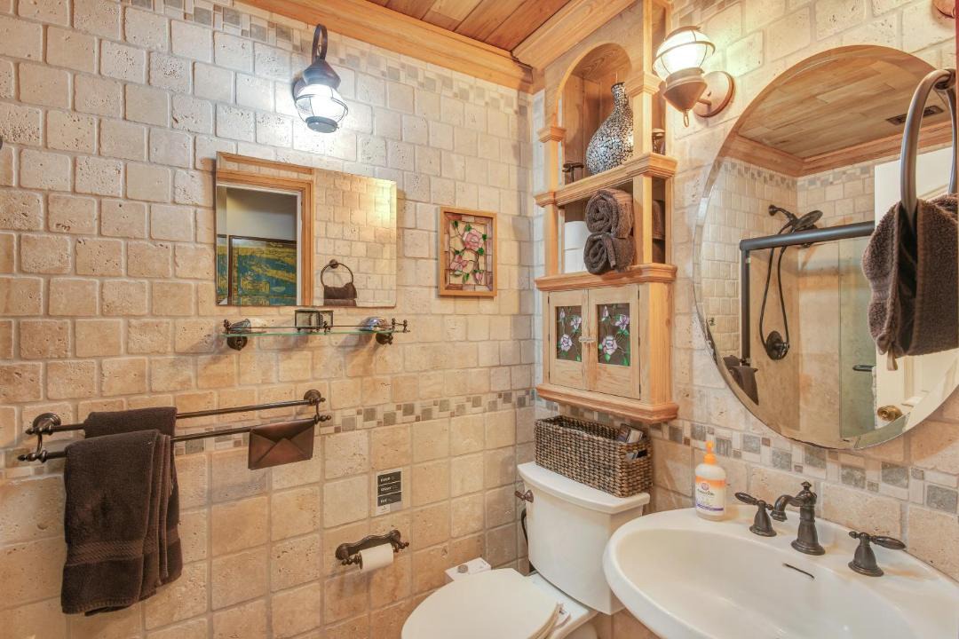 Photo of Bathroom in Lake Worth