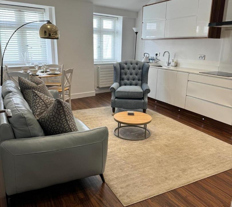 Photo of Others in Market Street