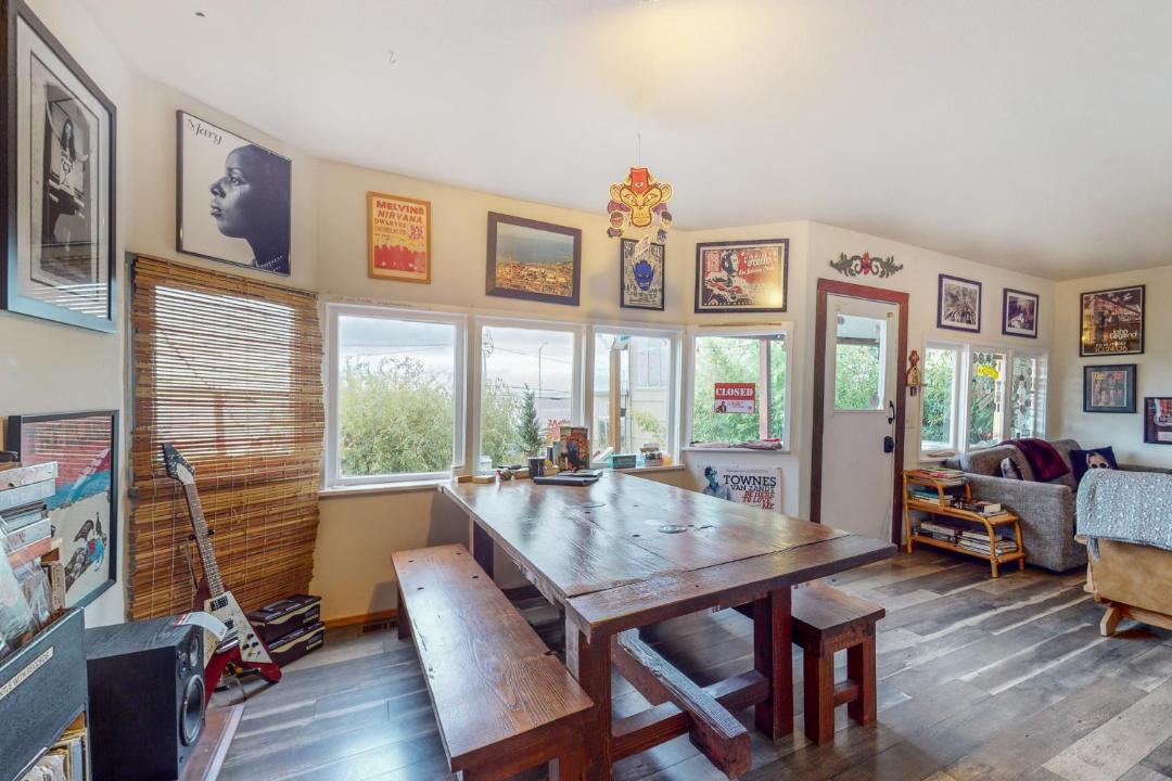 Photo of Others in Alki