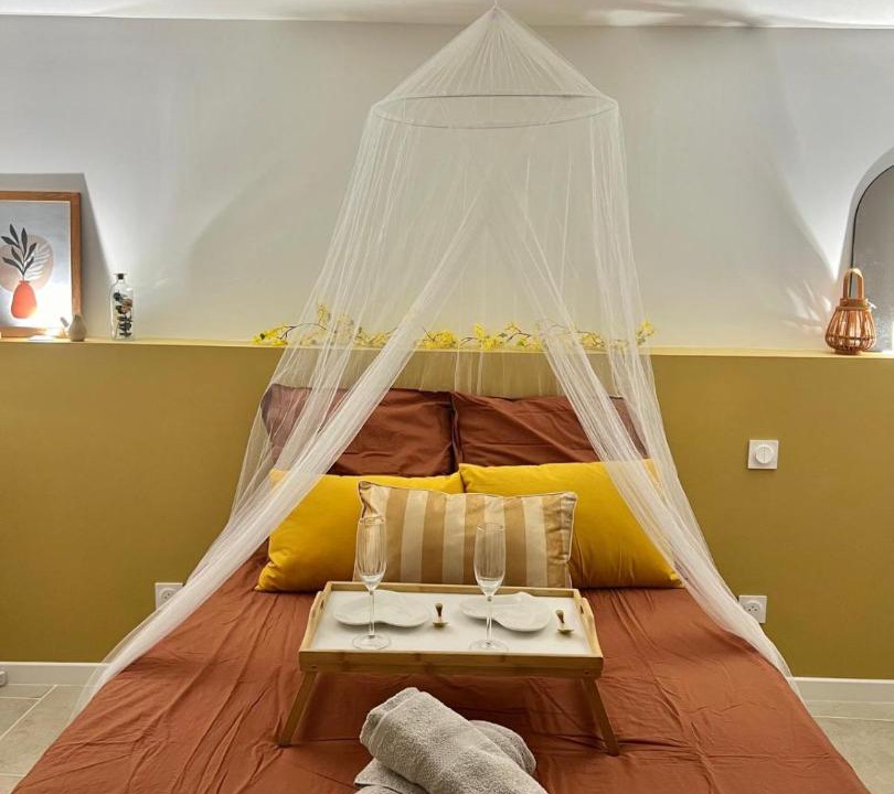 Photo of Bedroom in Clemenceau