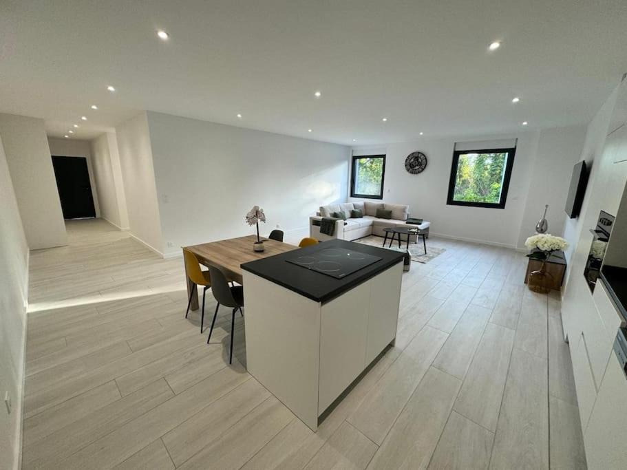 Photo of Kitchen in Coudun