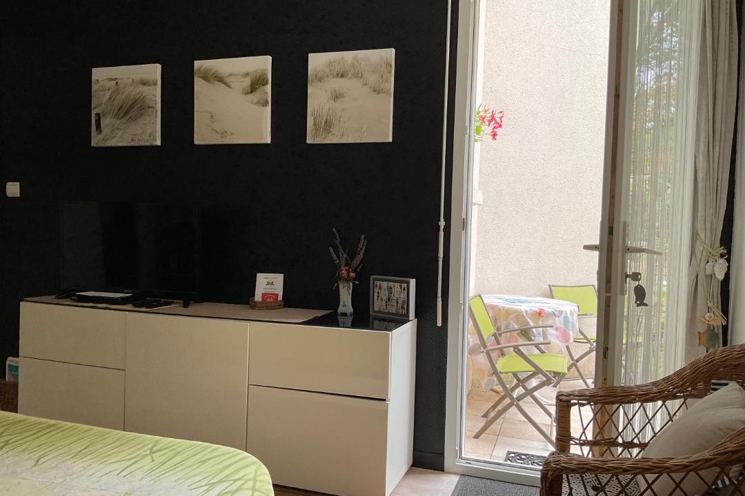 Photo of Others in Crach