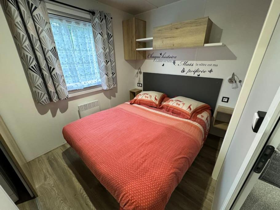 Photo of Bedroom in Neuvy