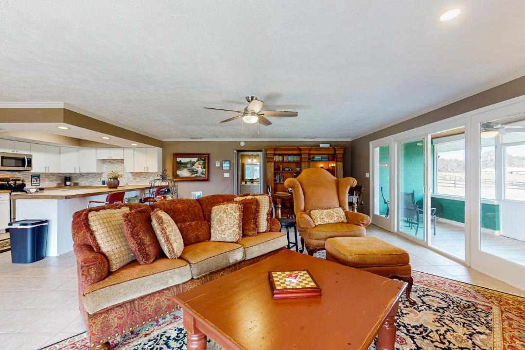 Photo of Others in Micanopy