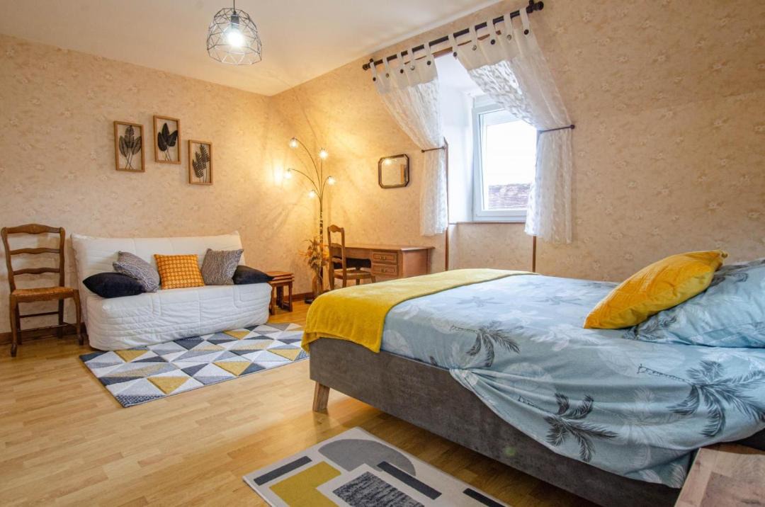 Photo of Bedroom in Eguilly-sous-Bois