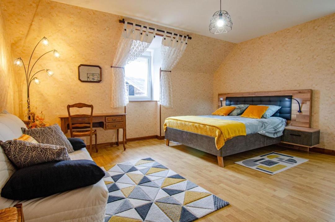 Photo of Bedroom in Eguilly-sous-Bois