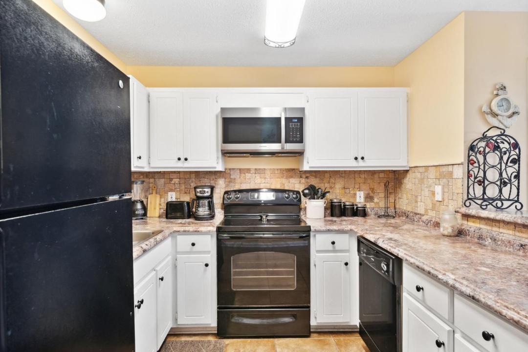 Photo of Kitchen in Bahama Beach