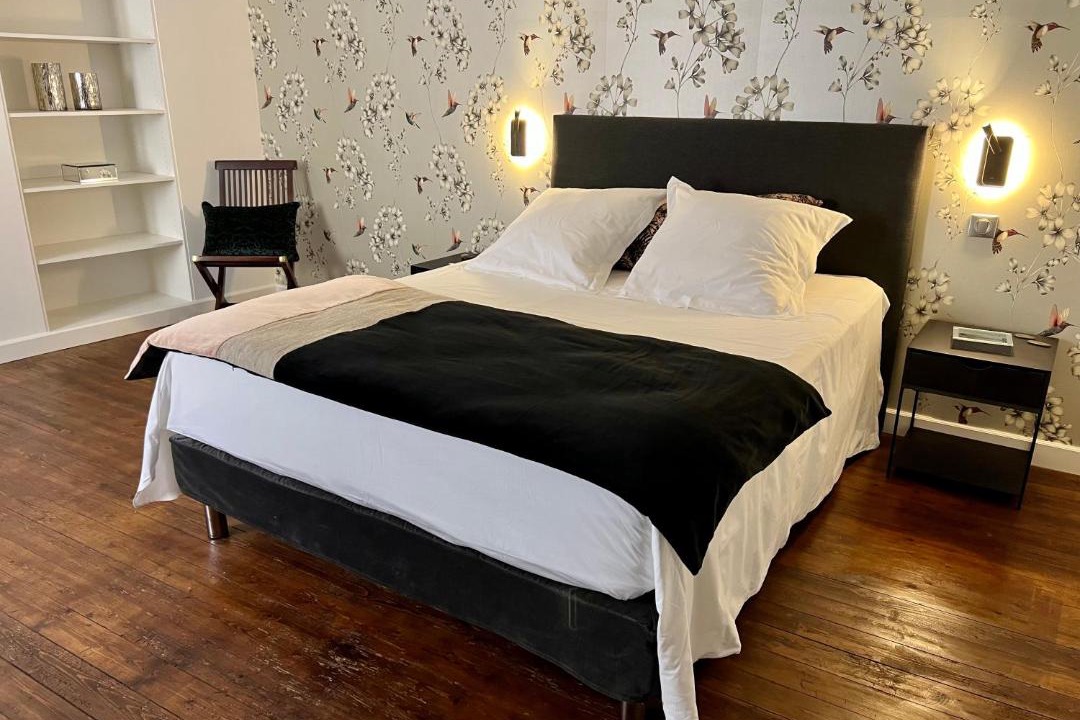 Photo of Bedroom in Volnay