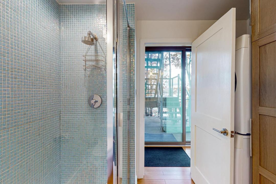 Photo of Bathroom in Valois