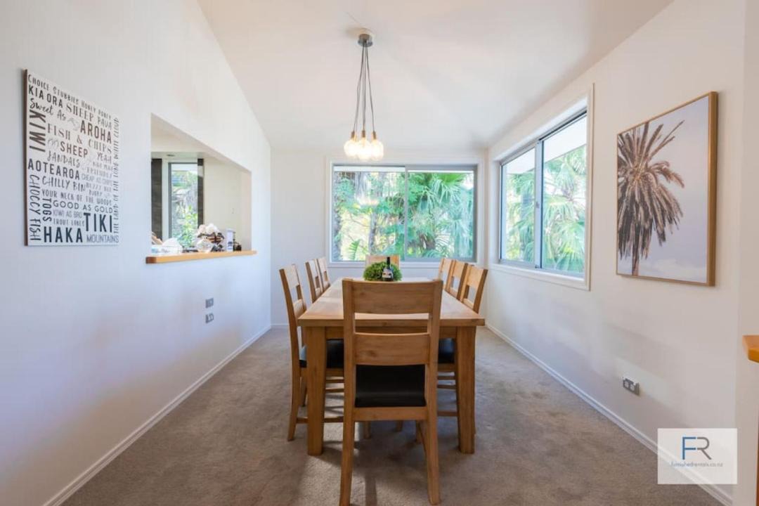 Photo of Others in Castor Bay