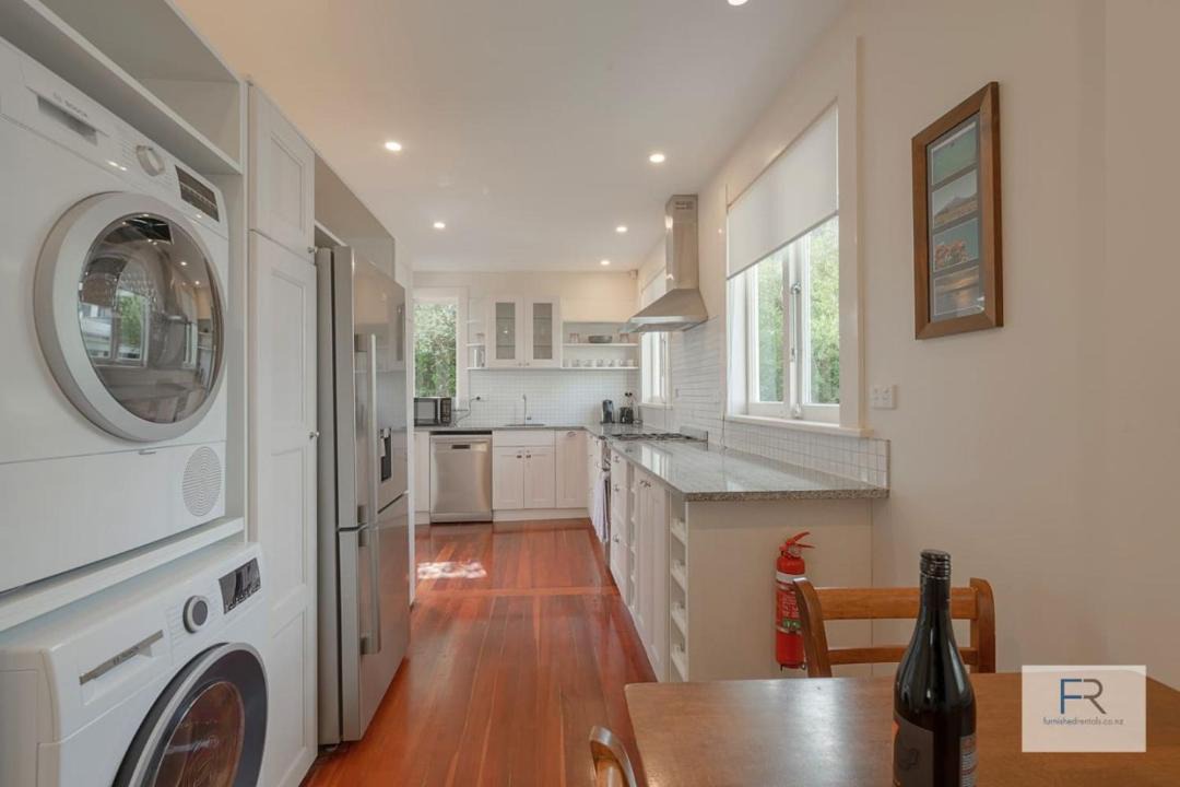 Photo of Others in Takapuna