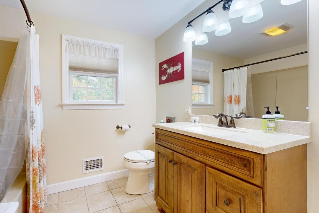 Photo of Bathroom in East Boothbay