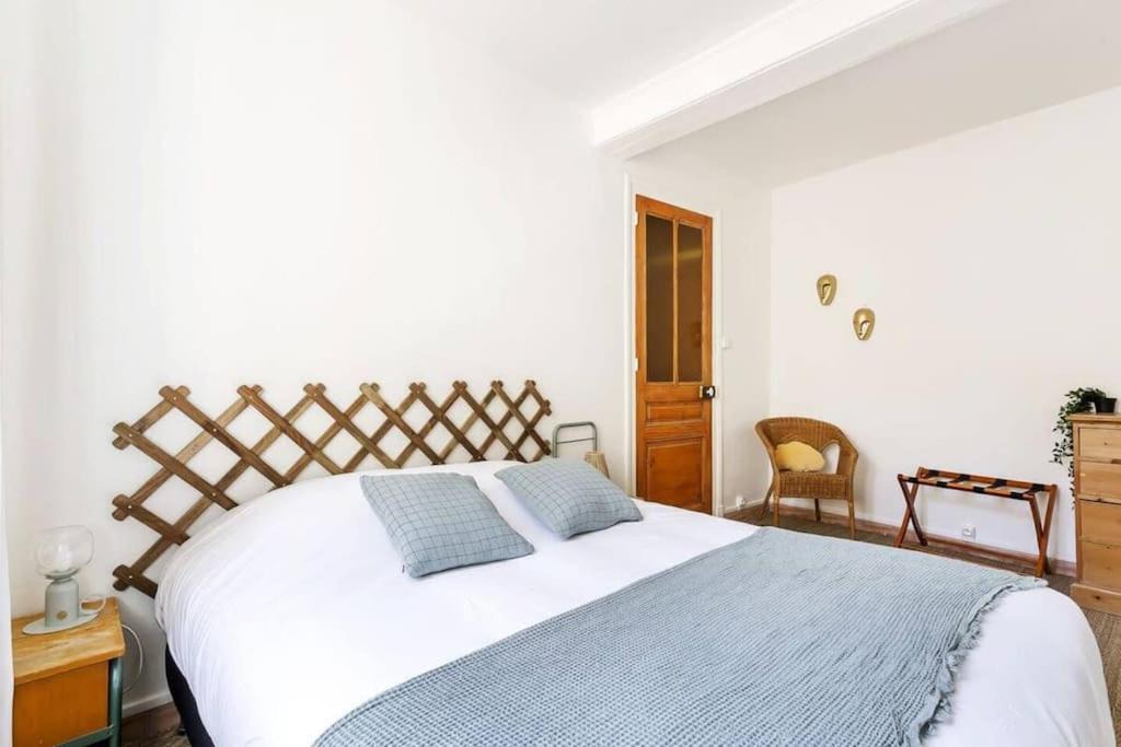 Photo of Bedroom in Sainte-Foy-les-Lyon