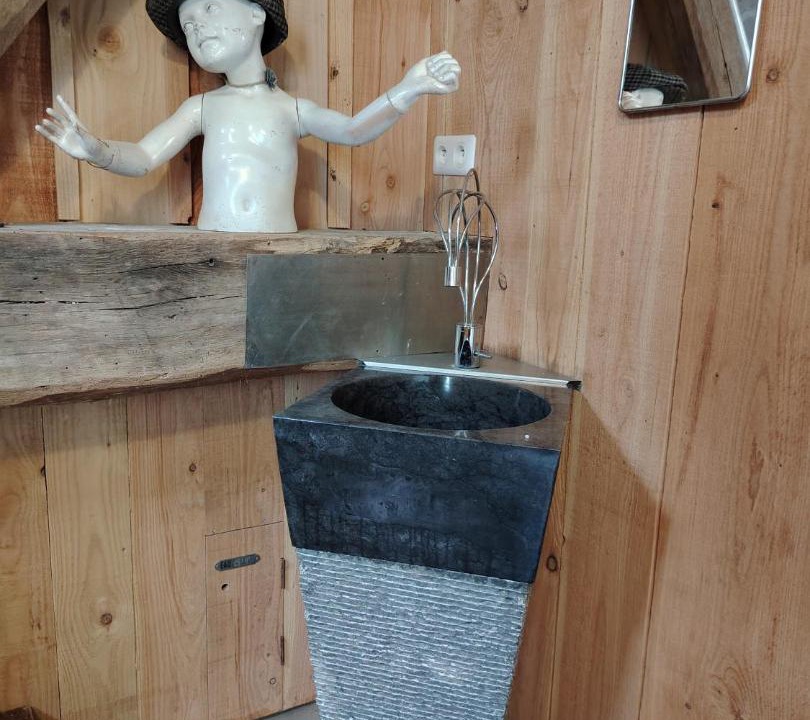 Photo of Bathroom in La Chartre-sur-le-Loir