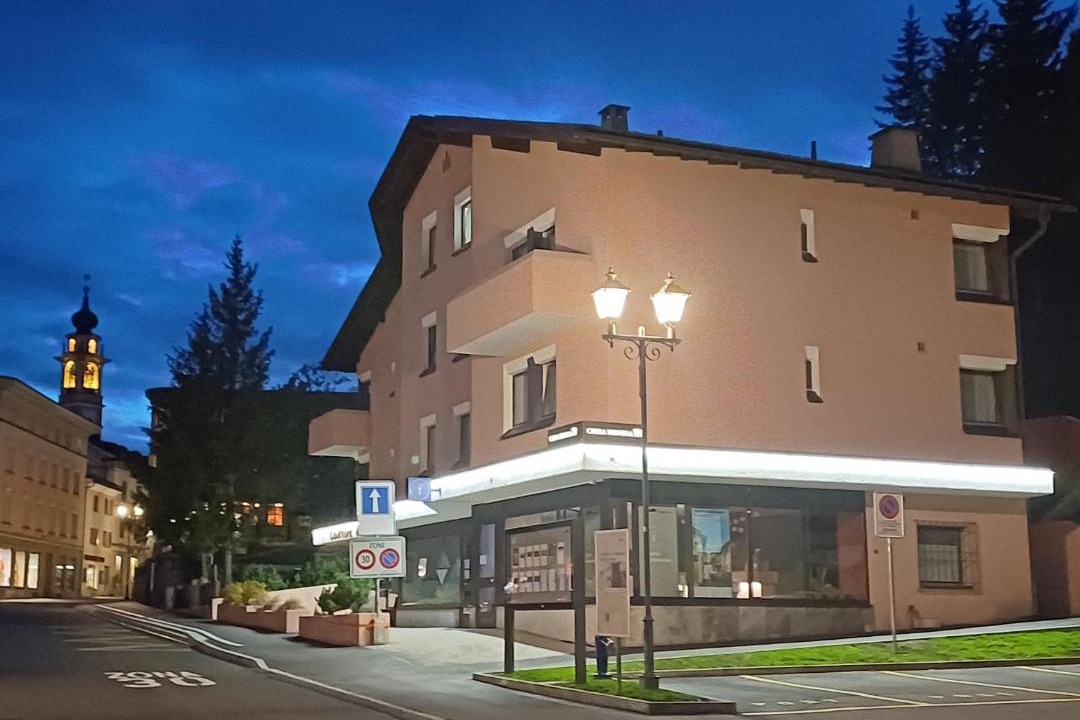 Photo of Others in Samedan